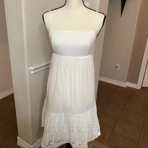 Old Navy white cotton sundress w/spaghetti straps. XS